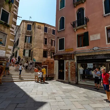 Hostmate - - Salizada