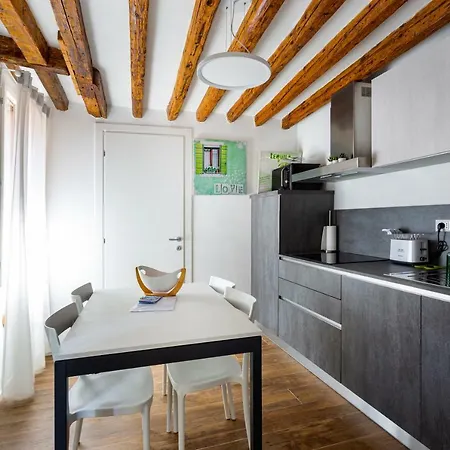 Incanto Apartment
