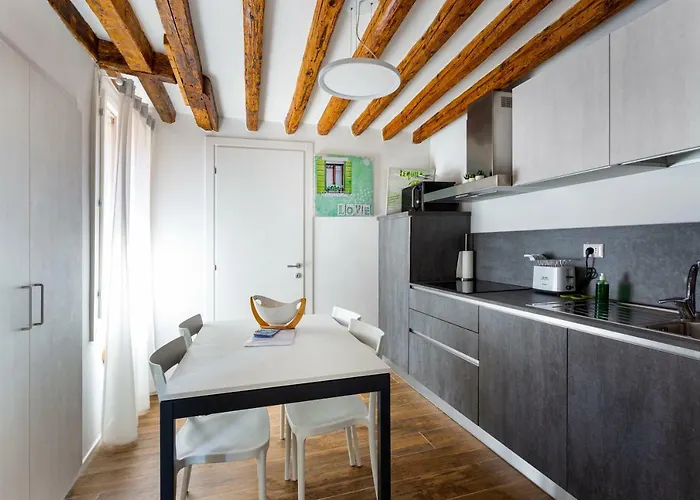 Hostmate - - Salizada Apartamento