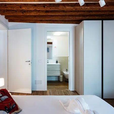 Hostmate - - Salizada * البندقية