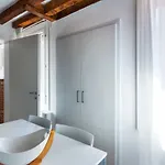 Apartman Hostmate - - Salizada Velence